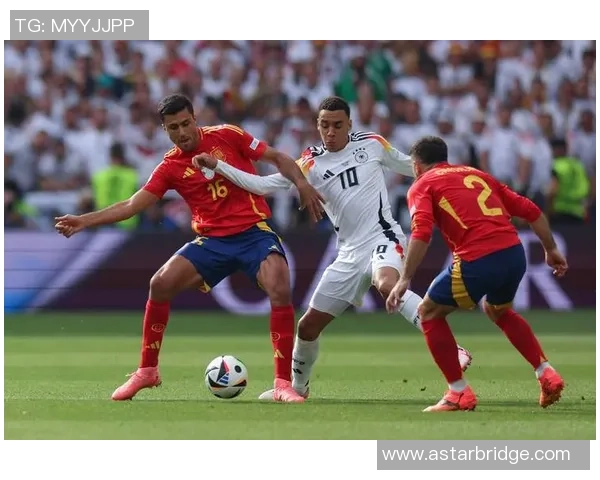 西班牙国家队在欧锦赛积分榜上以60分稳居榜首展现强大实力 西班牙国家队在欧锦赛积分榜上以60分稳居榜首展现强大实力